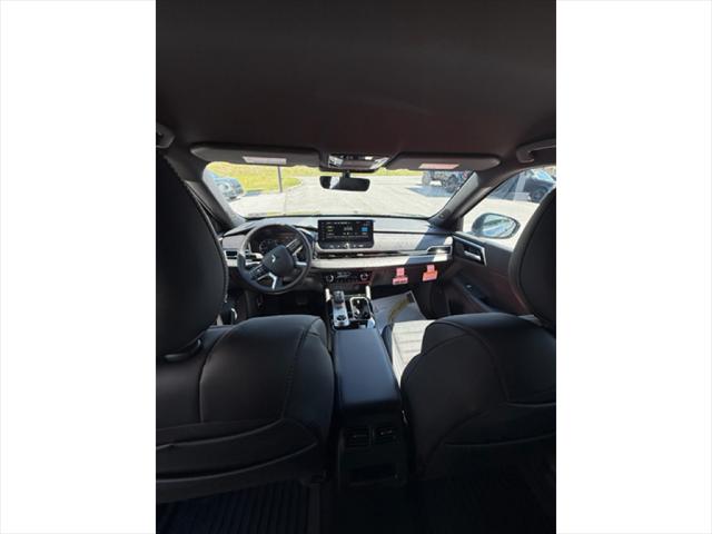 2026 Mitsubishi Outlander LE 1.5T S-AWC