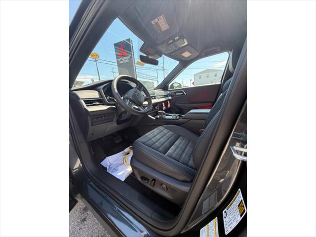 2026 Mitsubishi Outlander LE 1.5T S-AWC