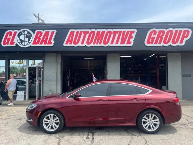 2015 Chrysler 200 Limited for sale in Cleveland, OH