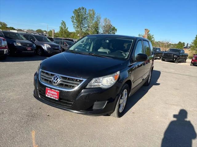 2010 Volkswagen Routan SE for sale in Merrillville, IN