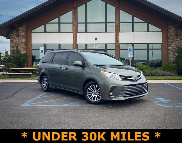 2019 Toyota Sienna XLE 8 Passenger for sale in Troy, MO