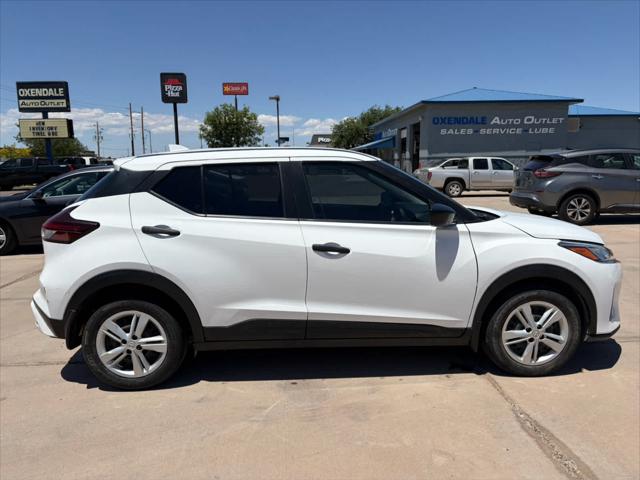 2024 Nissan Kicks S Xtronic CVT
