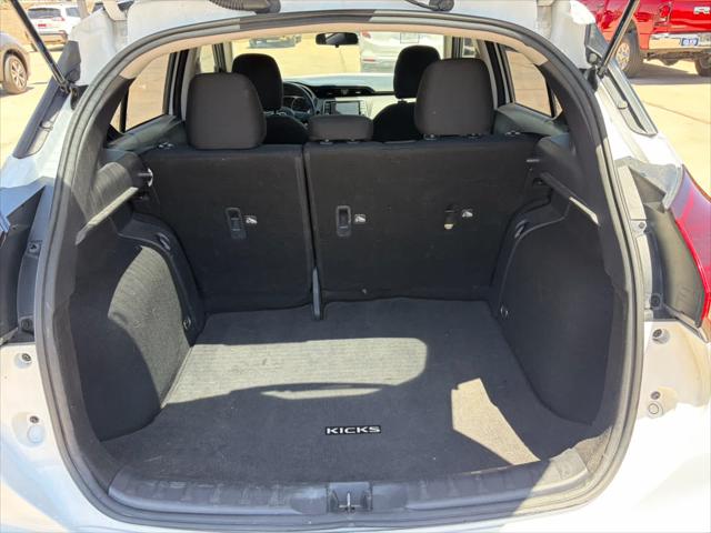 2024 Nissan Kicks S Xtronic CVT