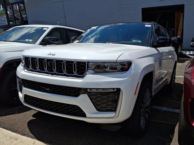 2026 Jeep Grand Cherokee Summit 4x4