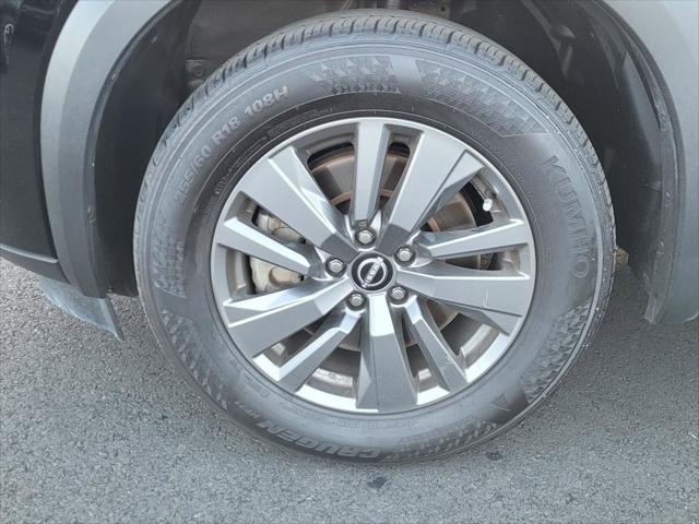 2024 Nissan Pathfinder SV 4WD