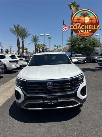 2026 Volkswagen Atlas Cross Sport SE with Technology