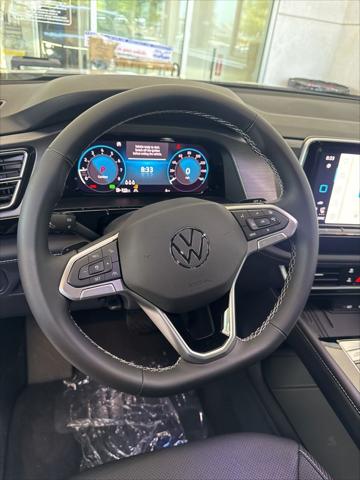 2026 Volkswagen Atlas Cross Sport SE with Technology