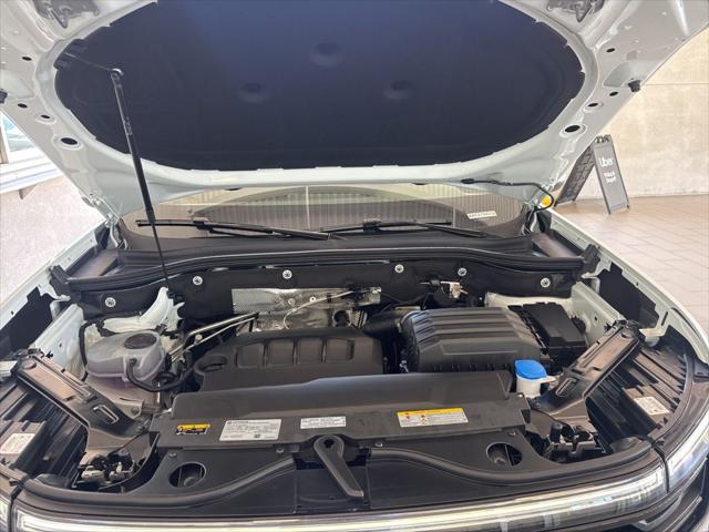 2026 Volkswagen Atlas Cross Sport SE with Technology