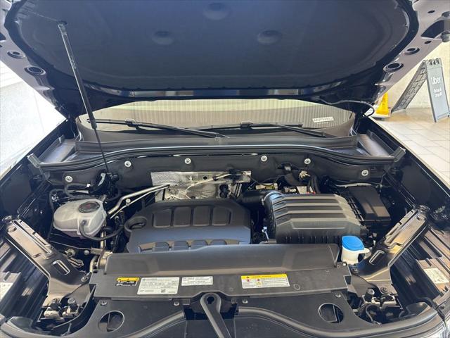 2026 Volkswagen Atlas Cross Sport SE with Technology