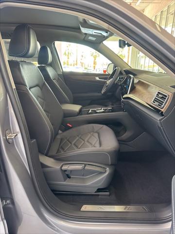 2026 Volkswagen Atlas SE with Technology