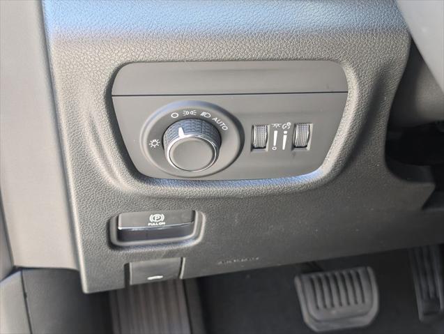 2026 Jeep Grand Cherokee Laredo 4x4