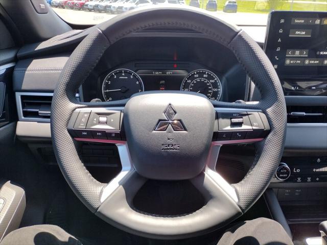 2026 Mitsubishi Outlander LE 1.5T S-AWC