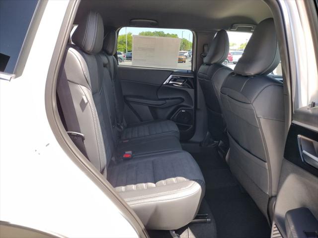 2026 Mitsubishi Outlander LE 1.5T S-AWC