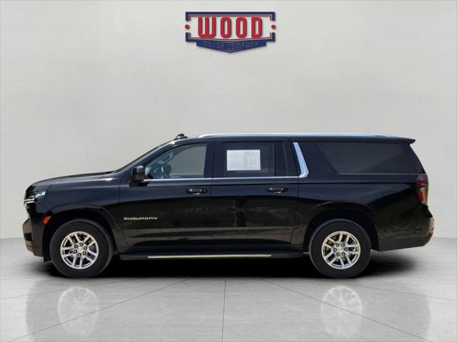2024 Chevrolet Suburban 4WD LT