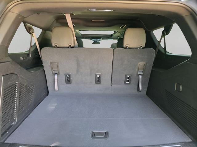 2024 Chevrolet Suburban 4WD LT