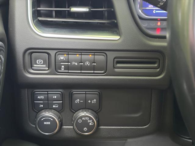 2024 Chevrolet Suburban 4WD LT