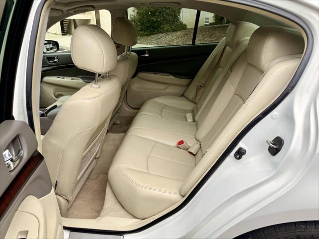 2012 INFINITI G37 Journey