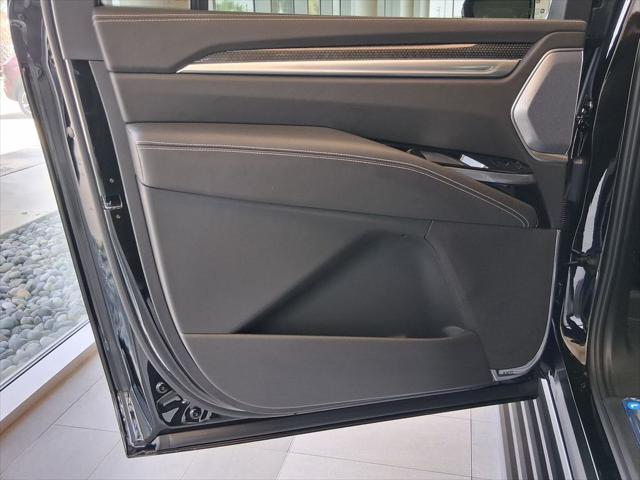 2026 Cadillac Escalade ESV V