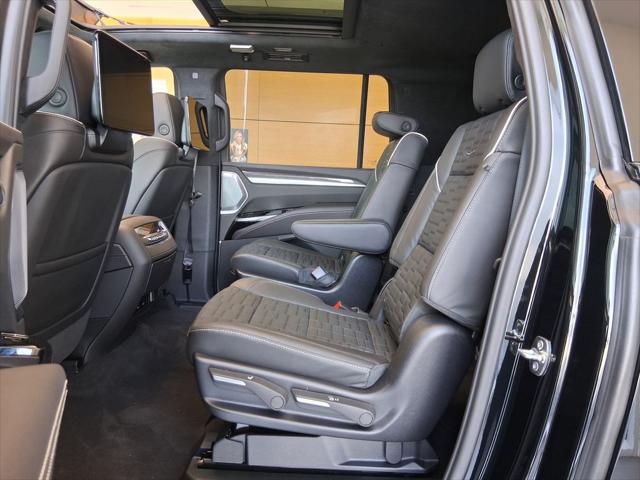 2026 Cadillac Escalade ESV V