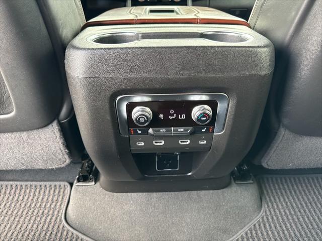 2024 GMC Yukon 4WD Denali Ultimate
