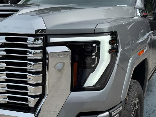 2026 GMC Sierra 2500HD Crew Cab, Standard Bed, Denali, 4WD