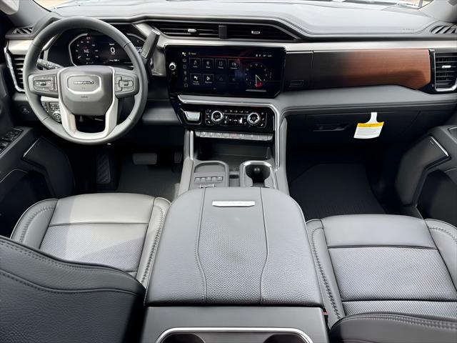 2026 GMC Sierra 2500HD Crew Cab, Standard Bed, Denali, 4WD