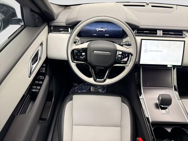 2026 Land Rover Range Rover Velar P250 Dynamic SE