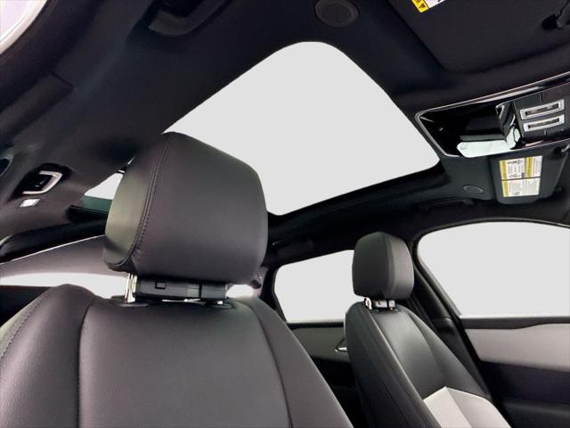 2026 Land Rover Range Rover Velar P250 Dynamic SE