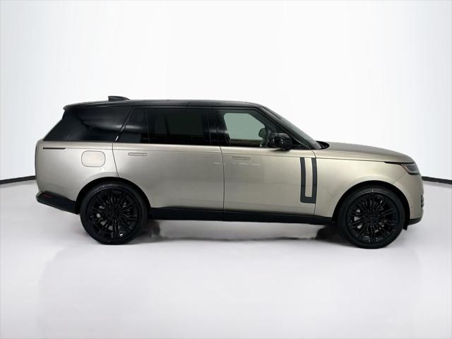 2026 Land Rover Range Rover P530 SE 7 Seat
