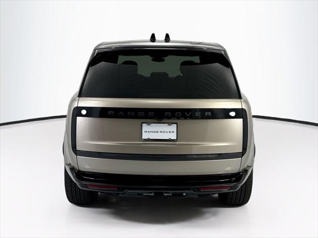2026 Land Rover Range Rover P530 SE 7 Seat