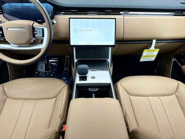 2026 Land Rover Range Rover P530 SE 7 Seat