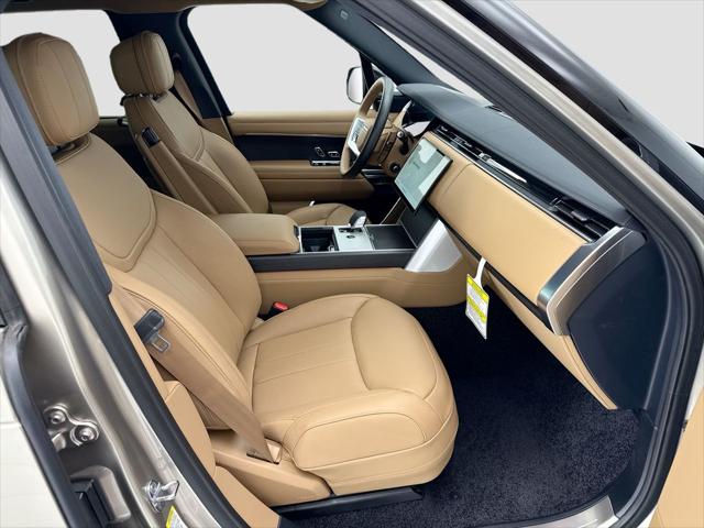 2026 Land Rover Range Rover P530 SE 7 Seat
