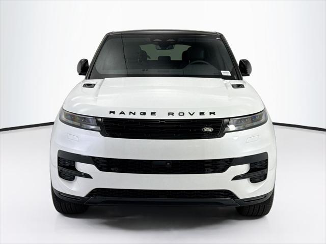2026 Land Rover Range Rover Sport P360 SE