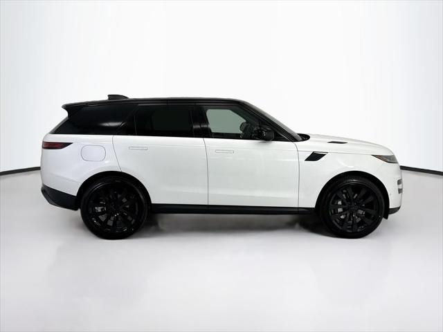 2026 Land Rover Range Rover Sport P360 SE