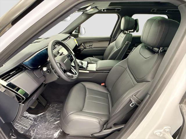 2026 Land Rover Range Rover Sport P360 SE