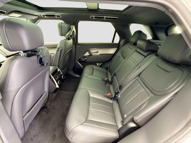 2026 Land Rover Range Rover Sport P360 SE
