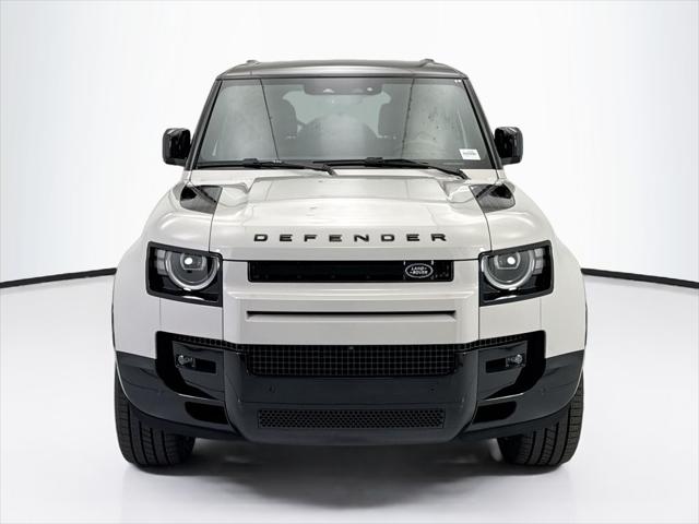 2026 Land Rover Defender P400 X-Dynamic SE