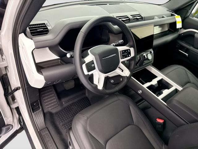 2026 Land Rover Defender P400 X-Dynamic SE