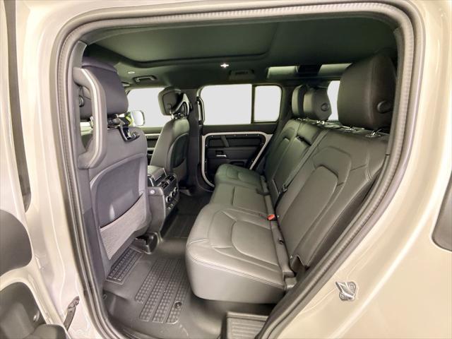 2026 Land Rover Defender P400 X-Dynamic SE