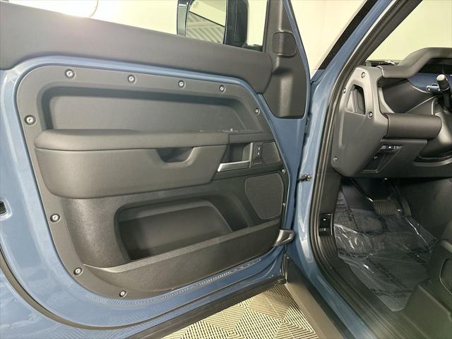 2026 Land Rover Defender P300 S