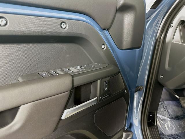 2026 Land Rover Defender P300 S