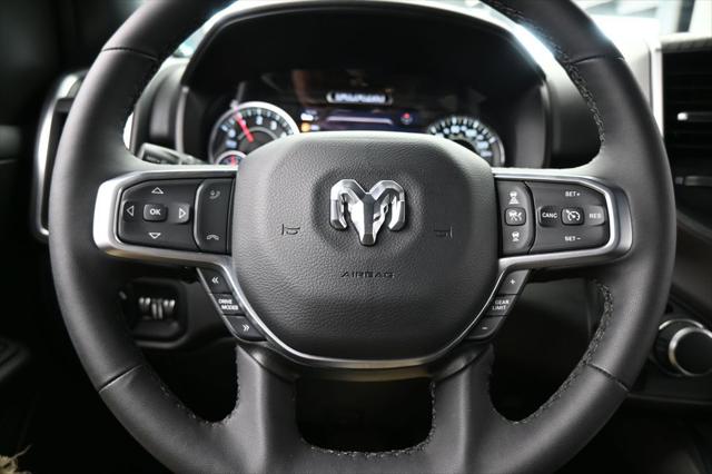 2025 Ram 1500 Big Horn Crew Cab 4x4 5'7" Box