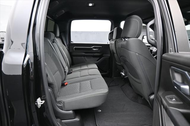 2025 Ram 1500 Big Horn Crew Cab 4x4 5'7" Box