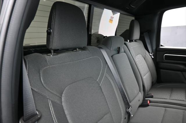 2025 Ram 1500 Big Horn Crew Cab 4x4 5'7" Box