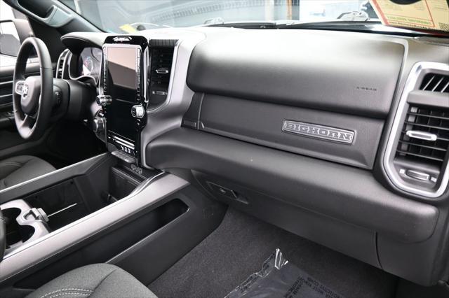 2025 Ram 1500 Big Horn Crew Cab 4x4 5'7" Box