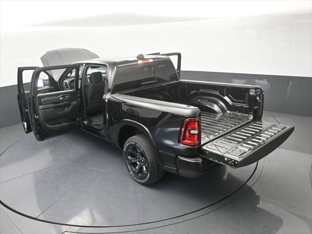 2025 Ram 1500 Big Horn Crew Cab 4x4 5'7" Box