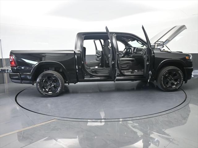 2025 Ram 1500 Big Horn Crew Cab 4x4 5'7" Box