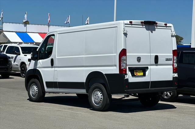 2026 Ram ProMaster Cargo Van Tradesman Low Roof 118 WB w/Pass Seat