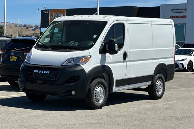 2026 Ram ProMaster Cargo Van Tradesman Low Roof 118 WB w/Pass Seat