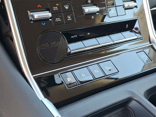 2026 Nissan Armada SV